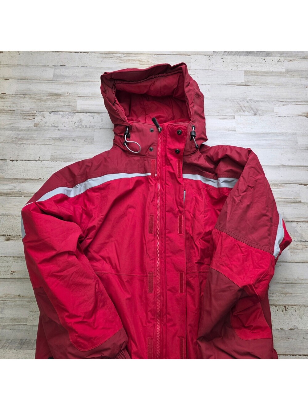 L.L.Bean Winter Coat Jacket L Red Insulated Hooded Nylon Reflective Warm FLAW